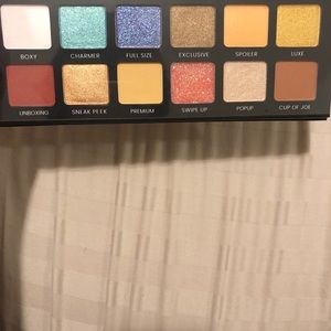 Boxycharm palette